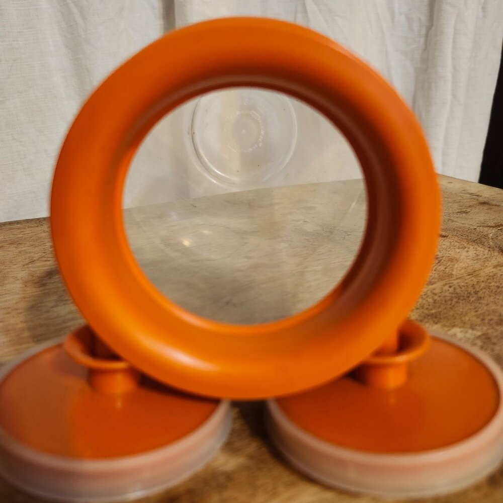 Vintage Tupperware Set of 3 Storage & Juice Containers 2 x 1486 and 262 Orange - Picture 11 of 12